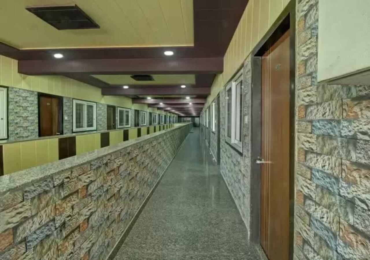 Hotel Santoshi Hometel Raichur Экстерьер фото