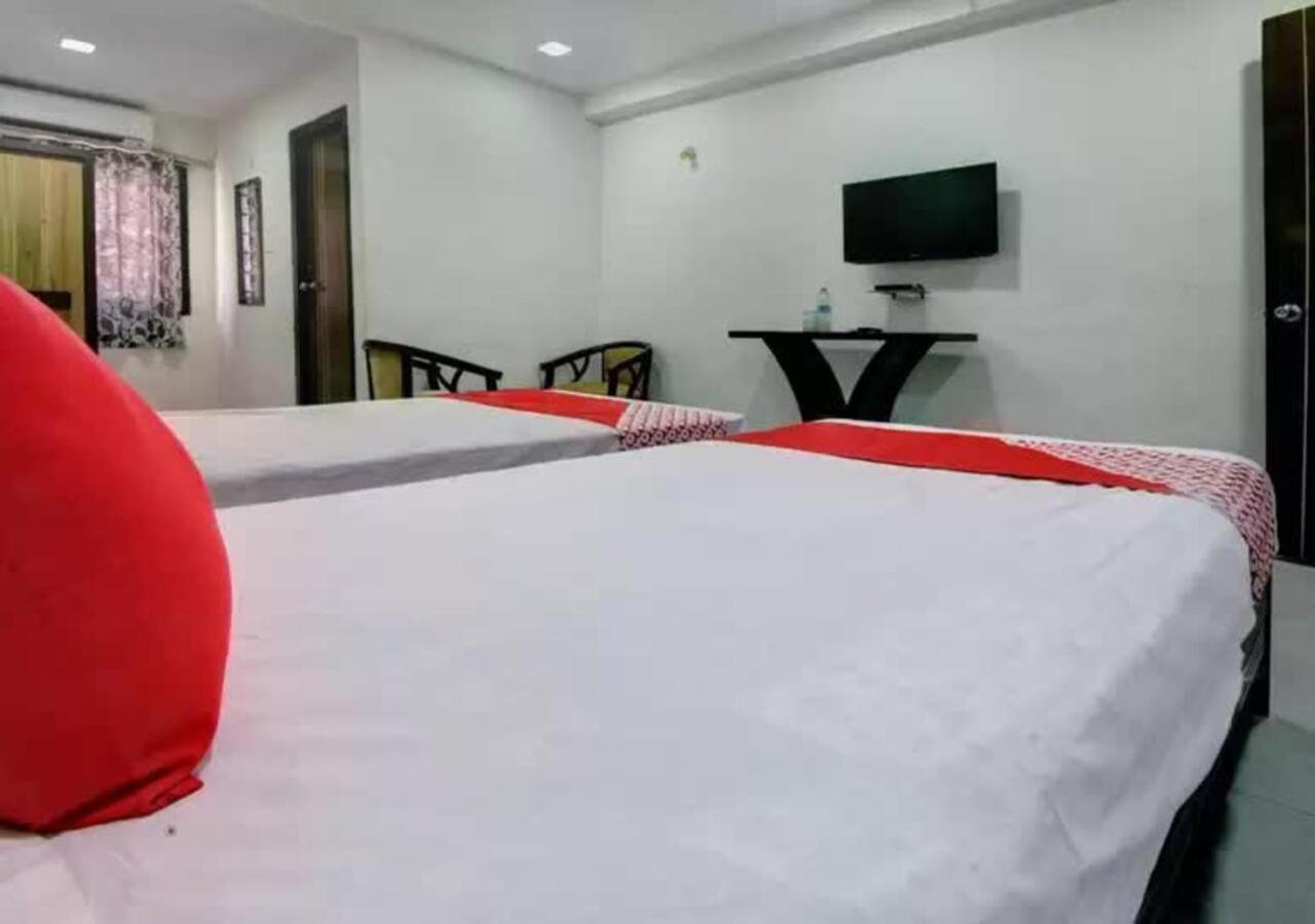 Hotel Santoshi Hometel Raichur Экстерьер фото